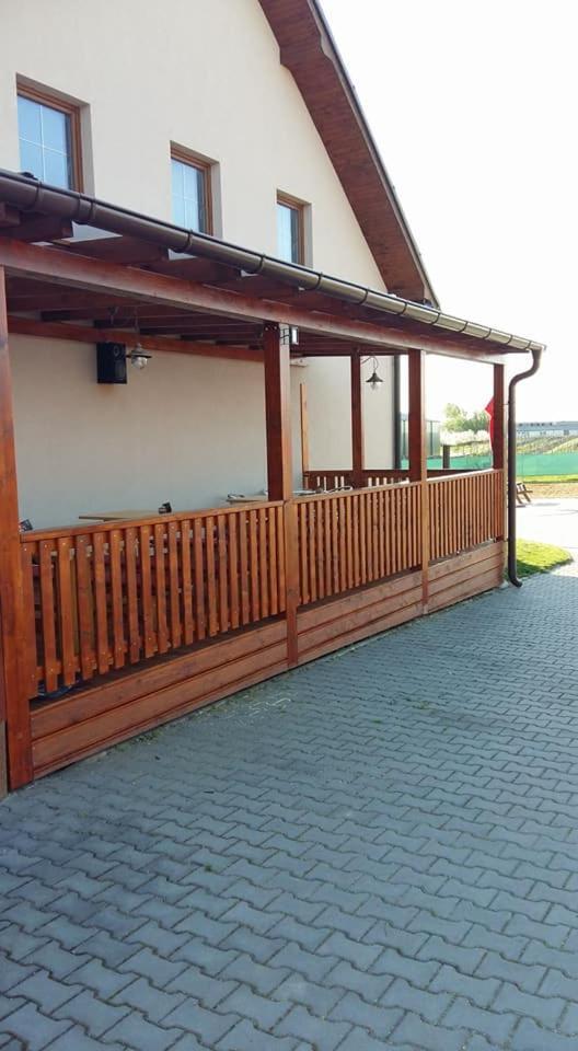 Penzion Kosik Tvrdonice Dış mekan fotoğraf