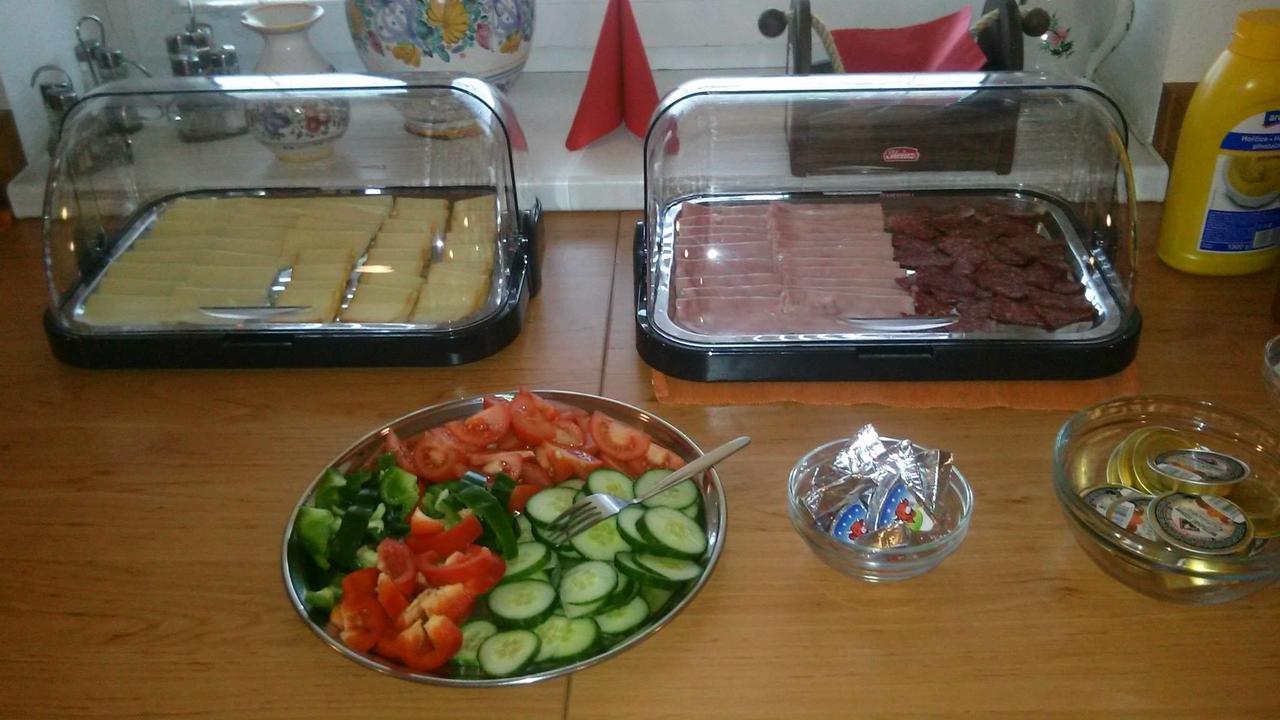 Penzion Kosik Tvrdonice Dış mekan fotoğraf